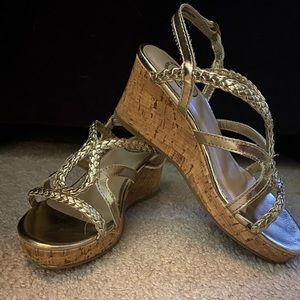 Girls size 2 gold wedge sandals